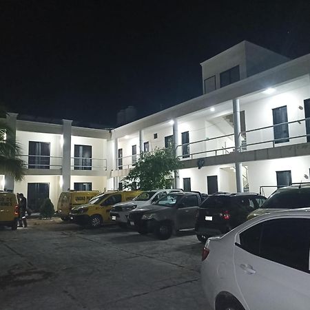 Hotel & Hostal 230 Valladolid  Bagian luar foto